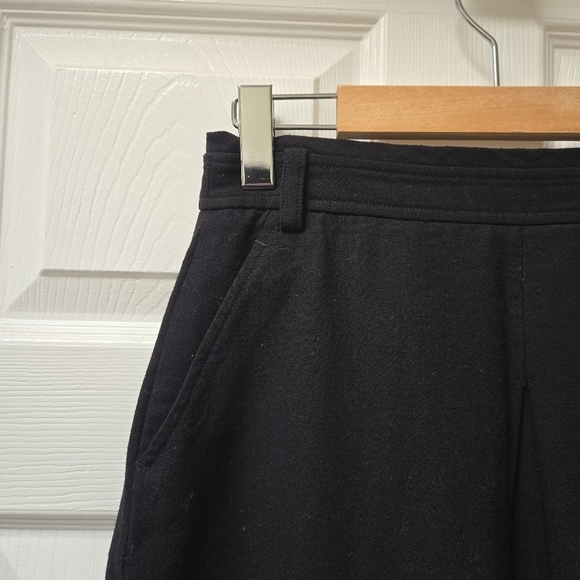 Marc by Marc Jacobs Black Pleated Skirt with Pockets - Picture 3 of 7